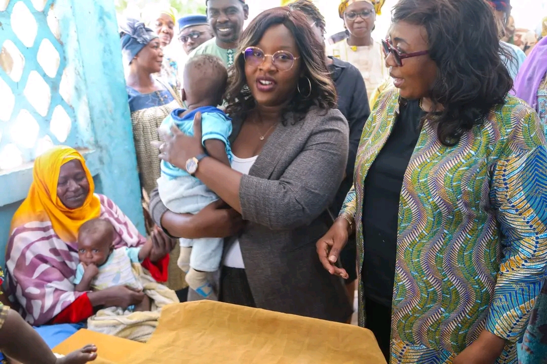 𝙍𝙀𝙉𝙁𝙊𝙍𝘾𝙀𝙈𝙀𝙉𝙏 𝘿𝙐 𝙋𝘼𝙍𝙏𝙀𝙉𝘼𝙍𝙄𝘼𝙏 𝙎𝙊𝘾𝙄𝘼𝙇 𝙀𝙉𝙏𝙍𝙀 𝙇𝙀 𝙈𝙄𝙉𝙄𝙎𝙏𝙀̀𝙍𝙀 𝘿𝙀 𝙇𝘼 𝙁𝙀𝙈𝙈𝙀 𝙀𝙏 𝘿𝙀 𝙇𝘼 𝙎𝘼𝙉𝙏𝙀́ 𝙋𝙐𝘽𝙇𝙄𝙌𝙐𝙀